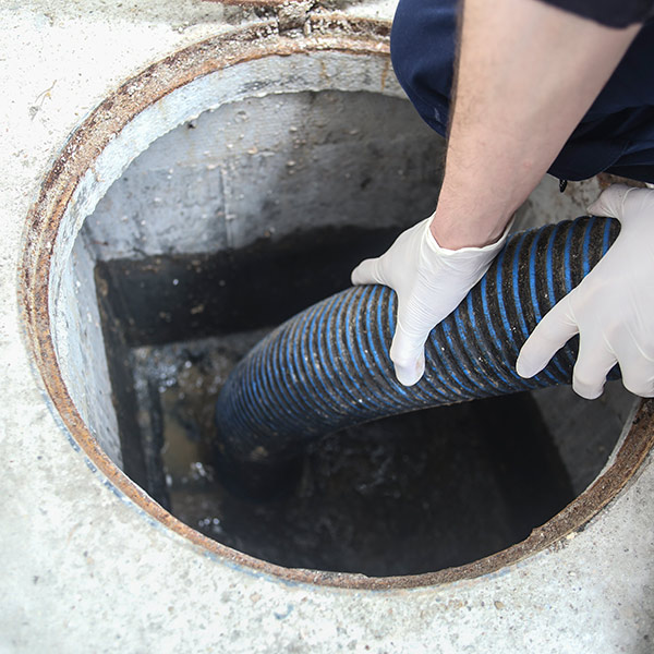 McVac-Hydro-Excavating-1390493166